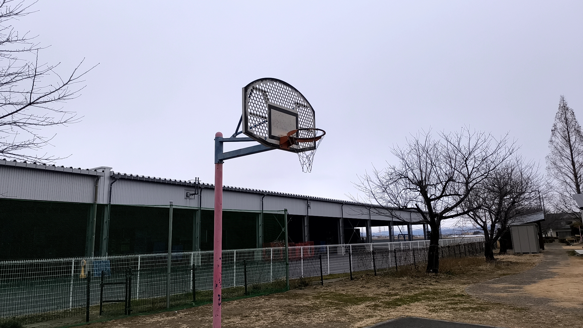 沖野公園 バスケットゴール1
