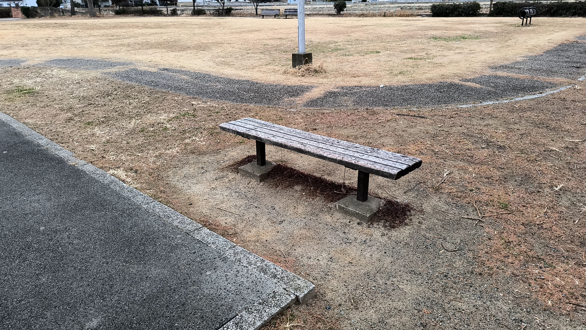 沖野公園 ベンチ