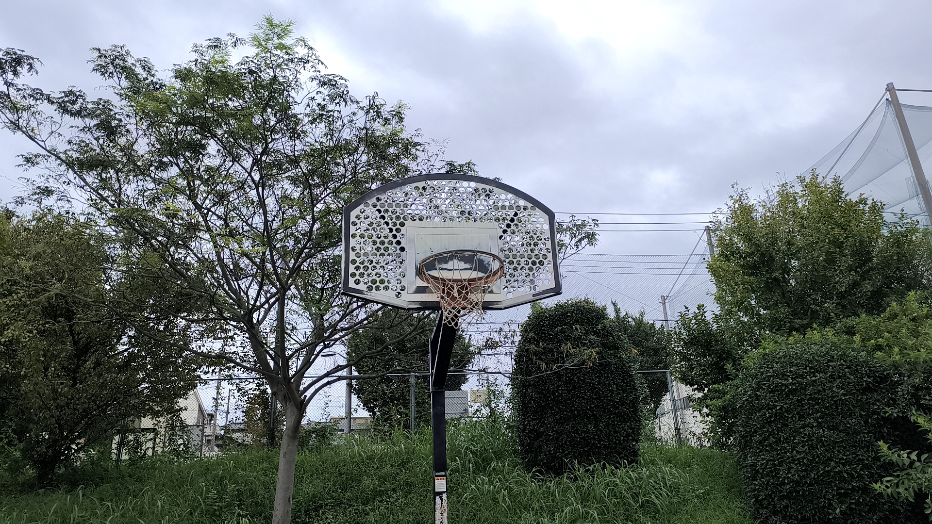 大谷口公園の休憩用ベンチ