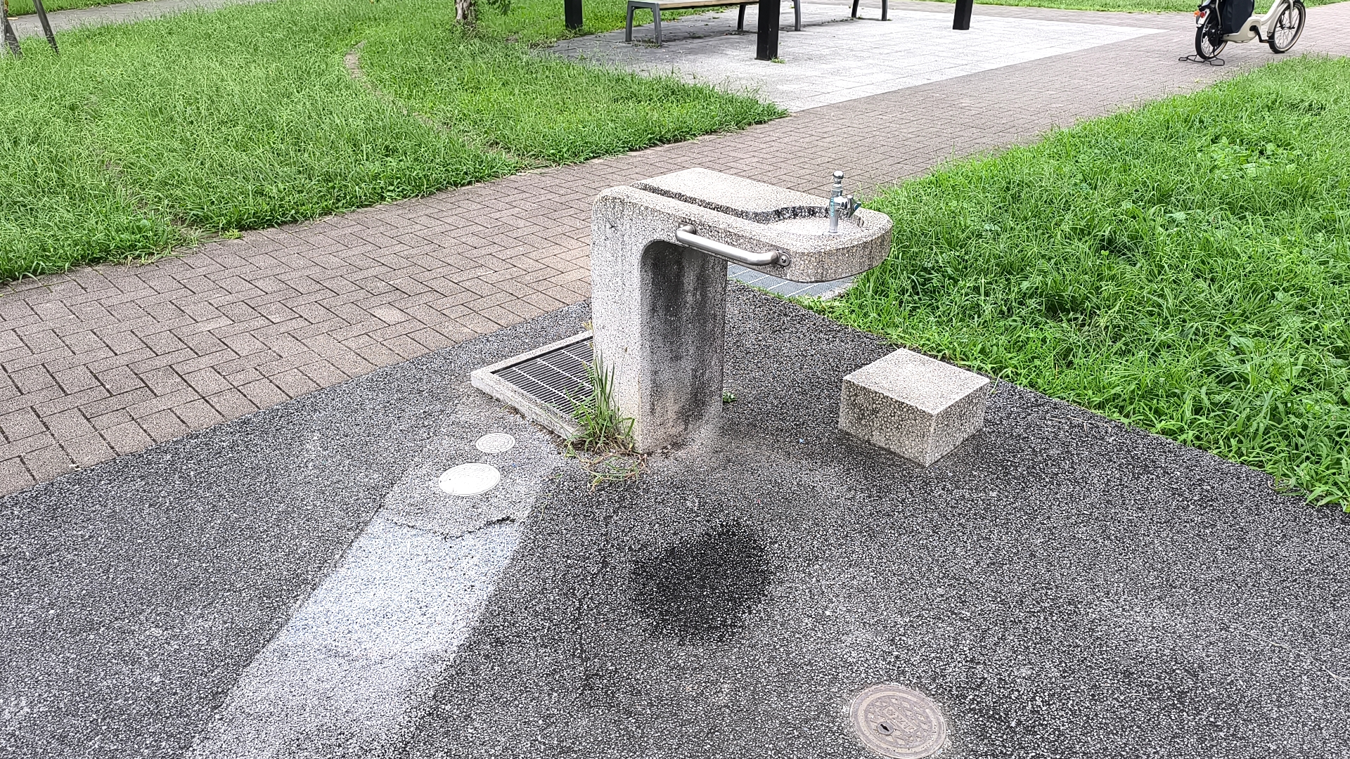美園6丁目第二公園の水飲み場